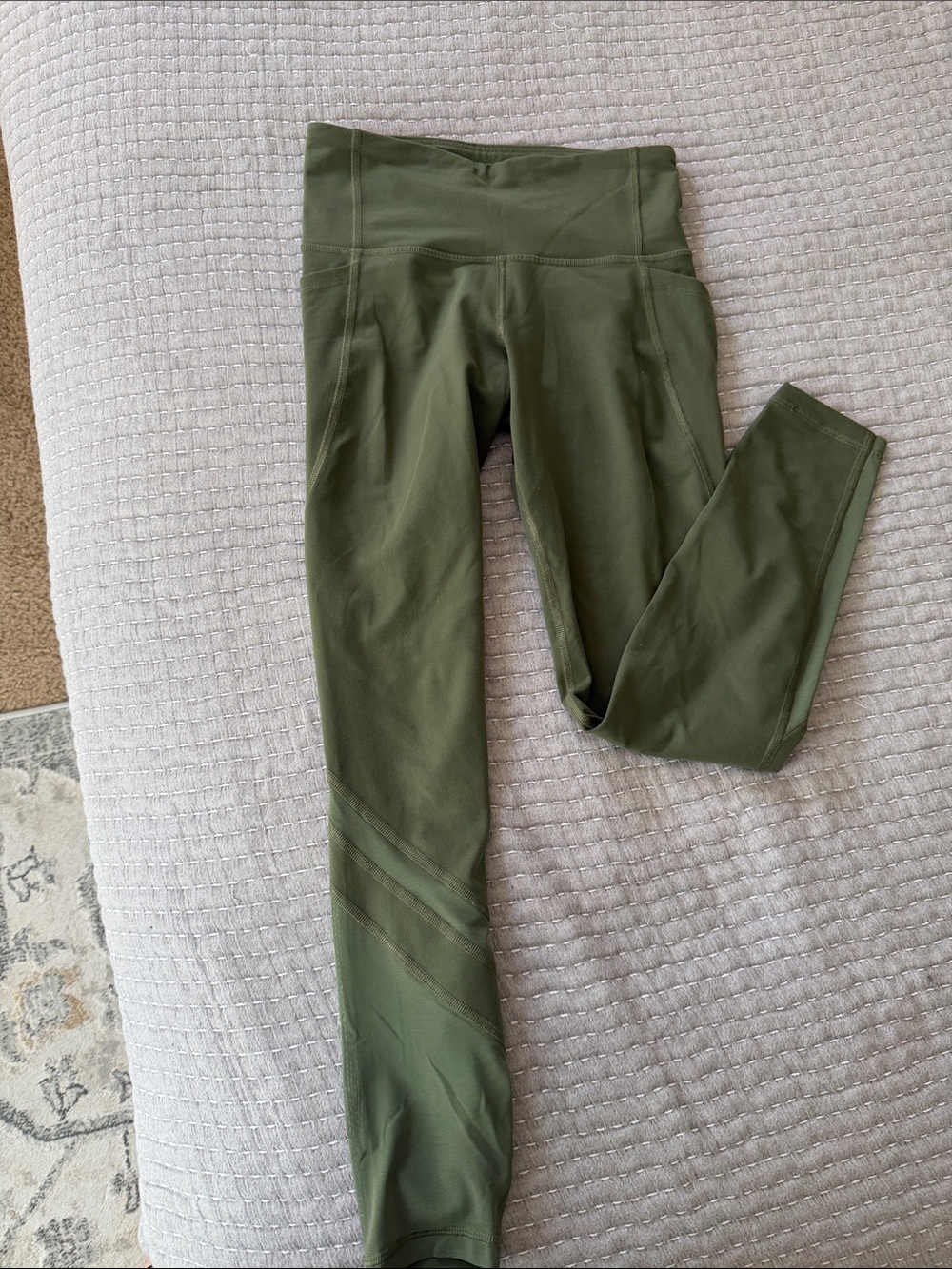 Old Navy Olive Active Elevate Leggings